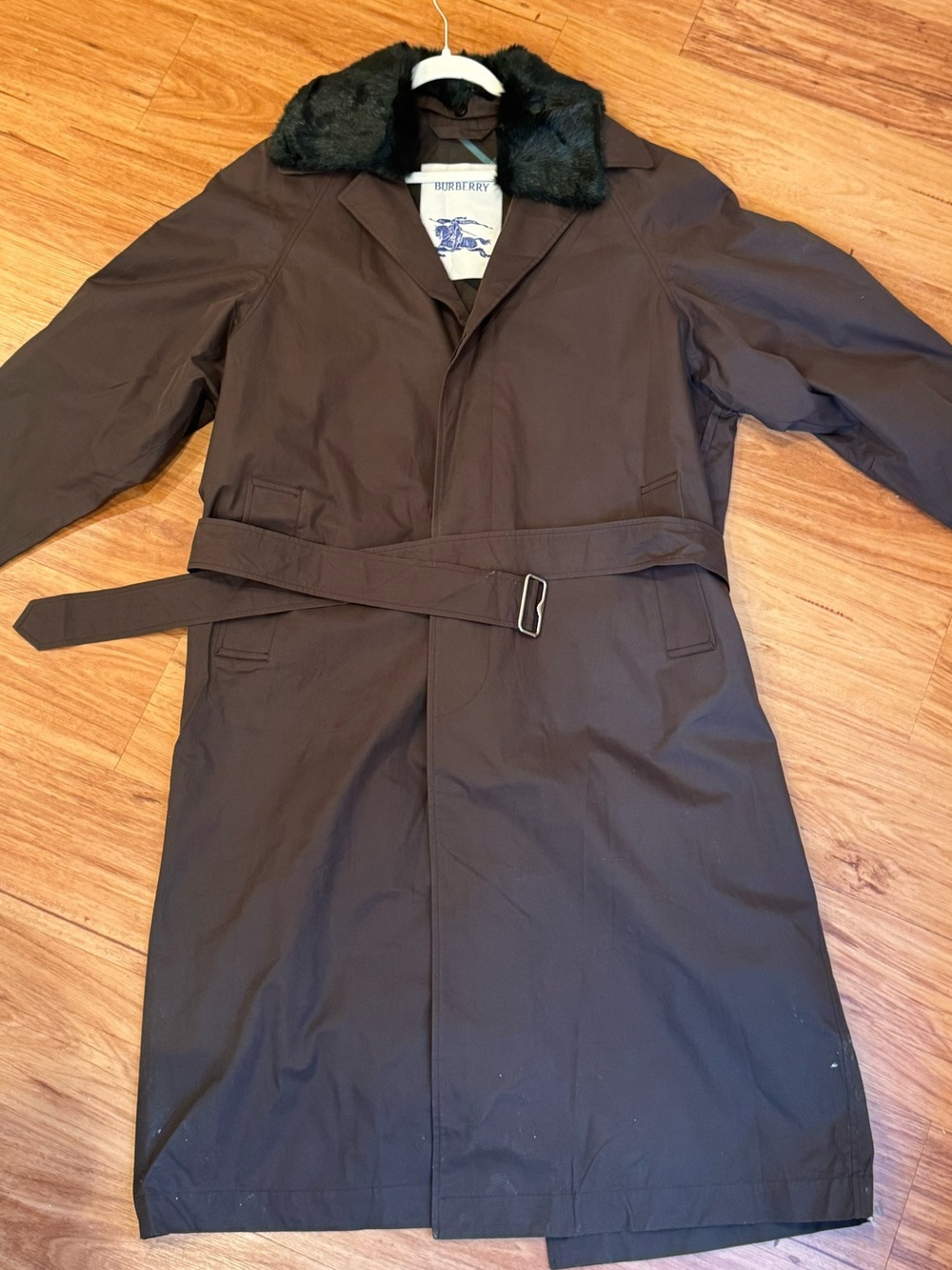 Burberry Men's Dark Brown Trench Coat with Fur Collar Runway Brand new with tag